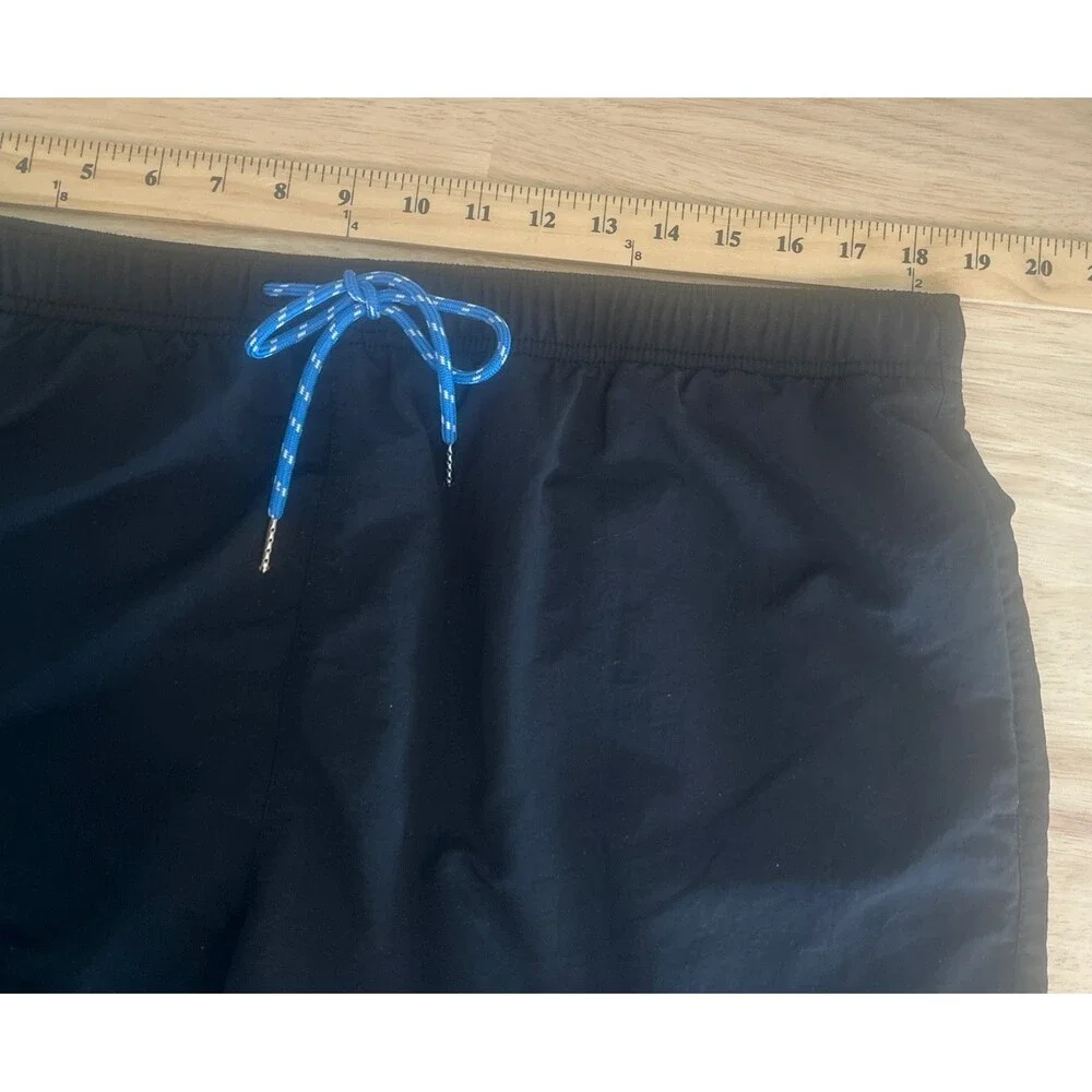 Tommy Bahama RELAX Swim Trunks Shorts Men XL Black Elastic Waist Mesh Lined Logo